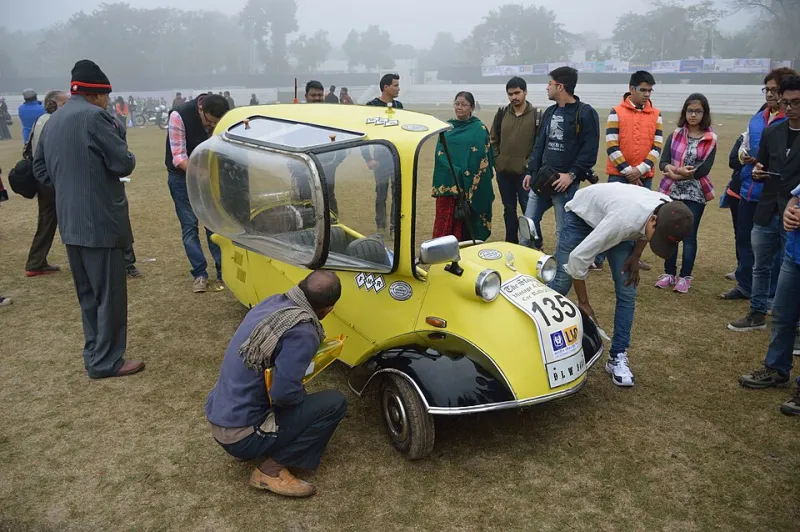 To Drive or Display: The Great Vintage RC Preservation Debate